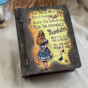 Alice in Wonderland Book Box, Alice in Wonderland Jewellery Box, Alice in Wonderland unique home decor, Alice&#39;s Adventures Gift