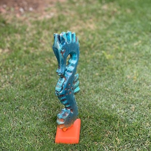 Seahorse sculpture, Seahorse Collectible Art, Devorative seahorse, seahorse decor,Seahorse gift, Seahorse figurine, custom pet sculpture