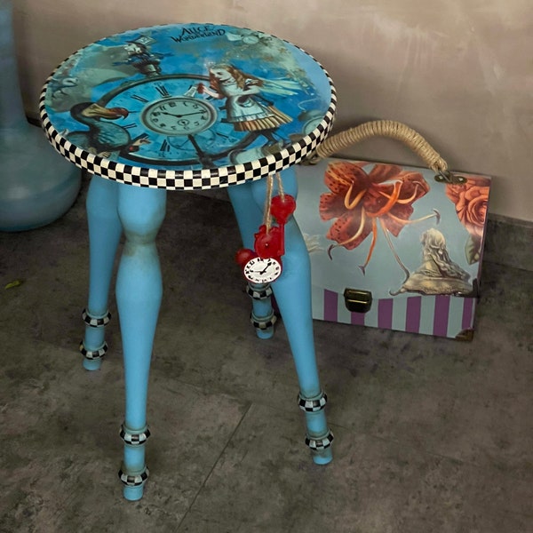 Alice in Wonderland Wooden Stool,Alice Pouffe,Alice in Wonderland Decoration, Alice Furniture, Alice in Wonderland Gift, Alice Birthday Gift