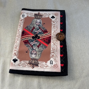 Cartas del Tarot de Alicia en el País de las Maravillas con funda de libro