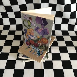 Alice in Wonderland Talking Flowers notepad,Alice in Wonderland unique, Alice&#39;s Adventures Gift,Alice in Wonderland notebook