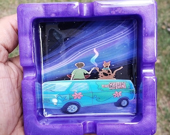 Characters Ashtray