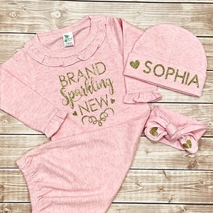BABY GIRL CLOTHING, Newborn Girl Outfit, Pink Newborn Gown, Personalized Baby Girl Outfit, Baby Gown with Name, Take Me Home, Baby gift,Gold