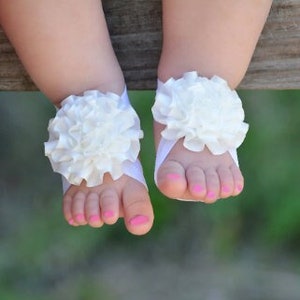 BABY BAREFOOT SANDALS-Barefoot Boutique Style-Infant Sandal-Shabby Shoes-Newborn sandals-elastic sandal-flower toes-first shoes-Infant-white