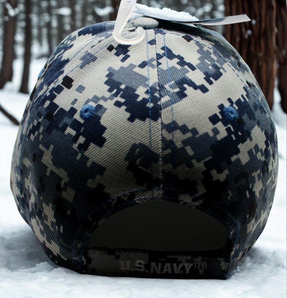アメリカ国旗入りアメリカ海軍帽子。刺繍入り海軍退役軍人キャップ