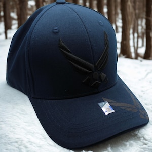 U.S Air Force Blue Hat – Embroidered Military Veteran Cap – USAF Emblem Hat for Veterans and Collectors. US Air Force Cap. US Air Force Cap