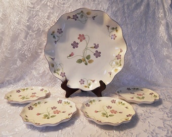 Andrea by Sadek Round Serving Plate with 4 Dessert Plates