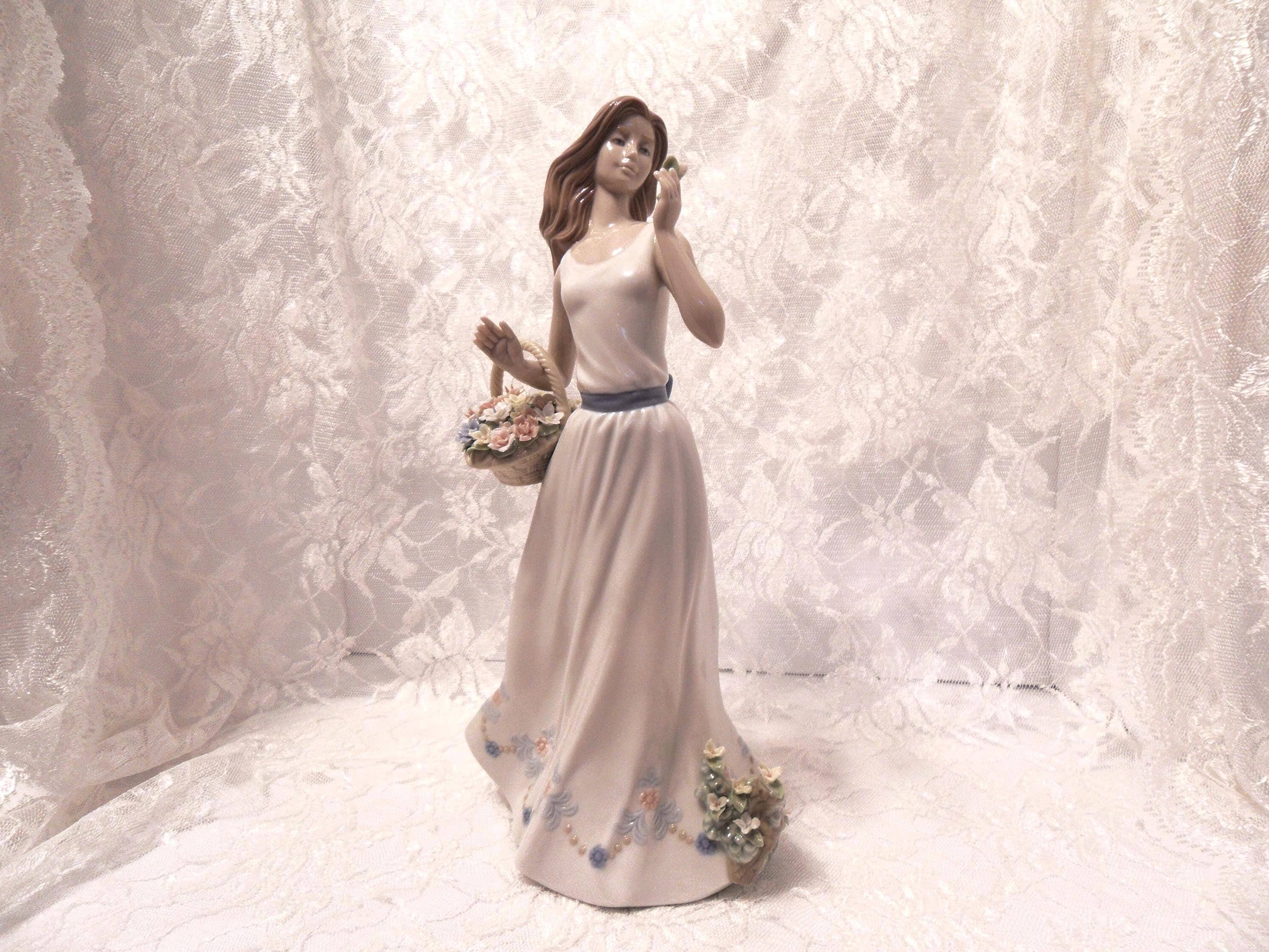 Nadal figurine - Etsy 日本