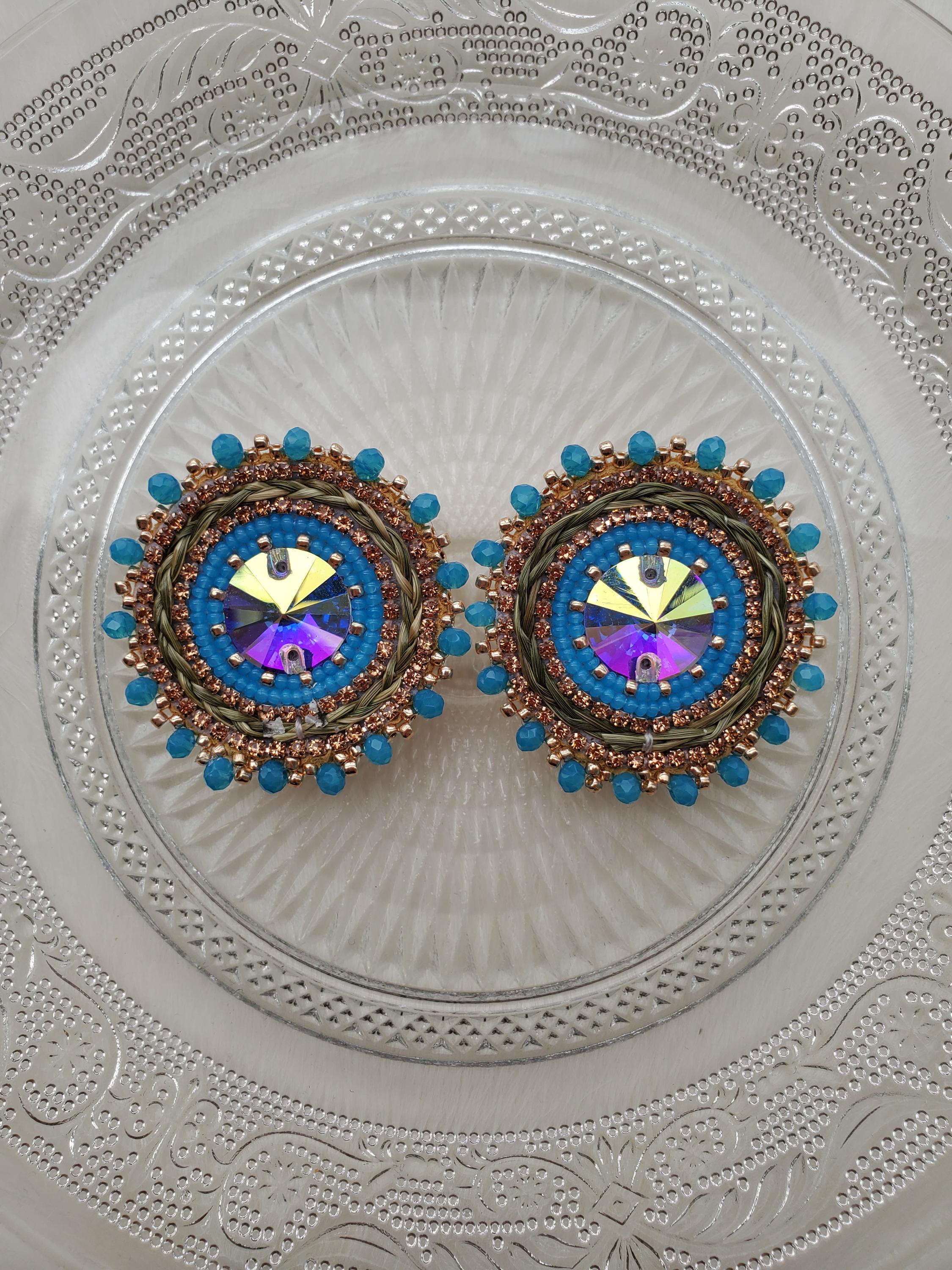Turquoise Rivoli Sweetgrass Earrings | Beaded Earrings | Indigenous Art | Indigenous Beadwork | Sweetgrass