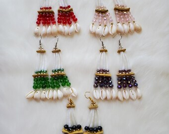 Boucles d'oreilles coquillages et cauris Dentalium 4 po.