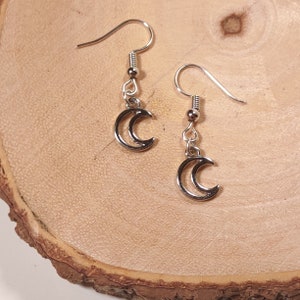 Silver Moon Earrings, Hollow Crescent Moon Charms, Moon Jewelry For Birthdays image 3