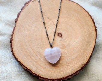 Rose Quartz Necklace, Pink Heart Shaped Pendant, Pink Quartz Necklace, Handmade Valentines Gift for Her