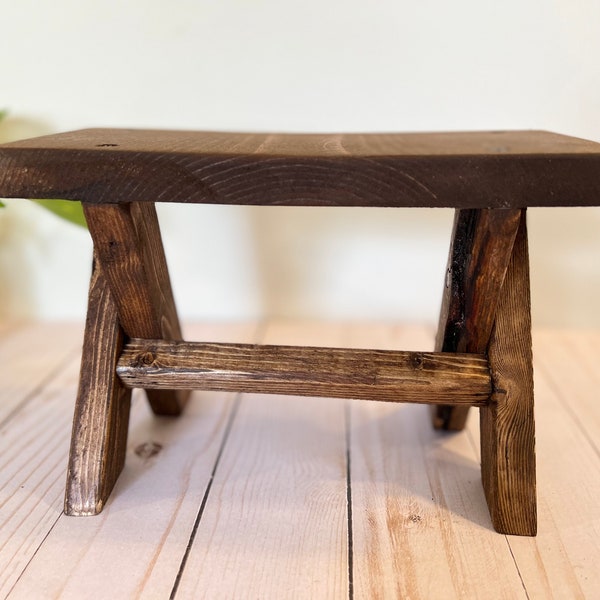 Rustic plant stand. Small table stand. Rustic stand. Farmhouse stand.