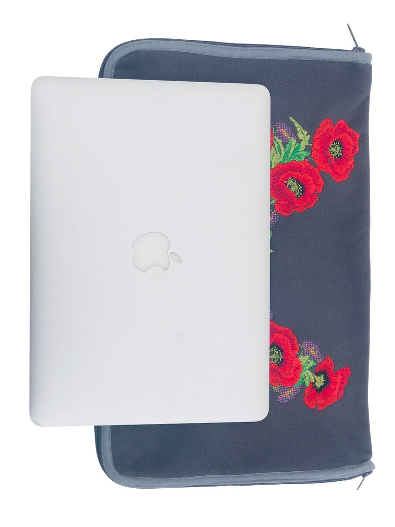 Beautiful Embroidered Laptop Sleeves Handmade in Ukraine image 4