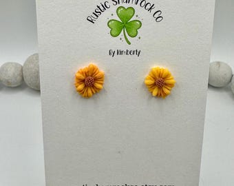 Sunflower studs, Sunflower earrings, stud earrings, boho jewelry, Sunflower jewelry, flower earrings