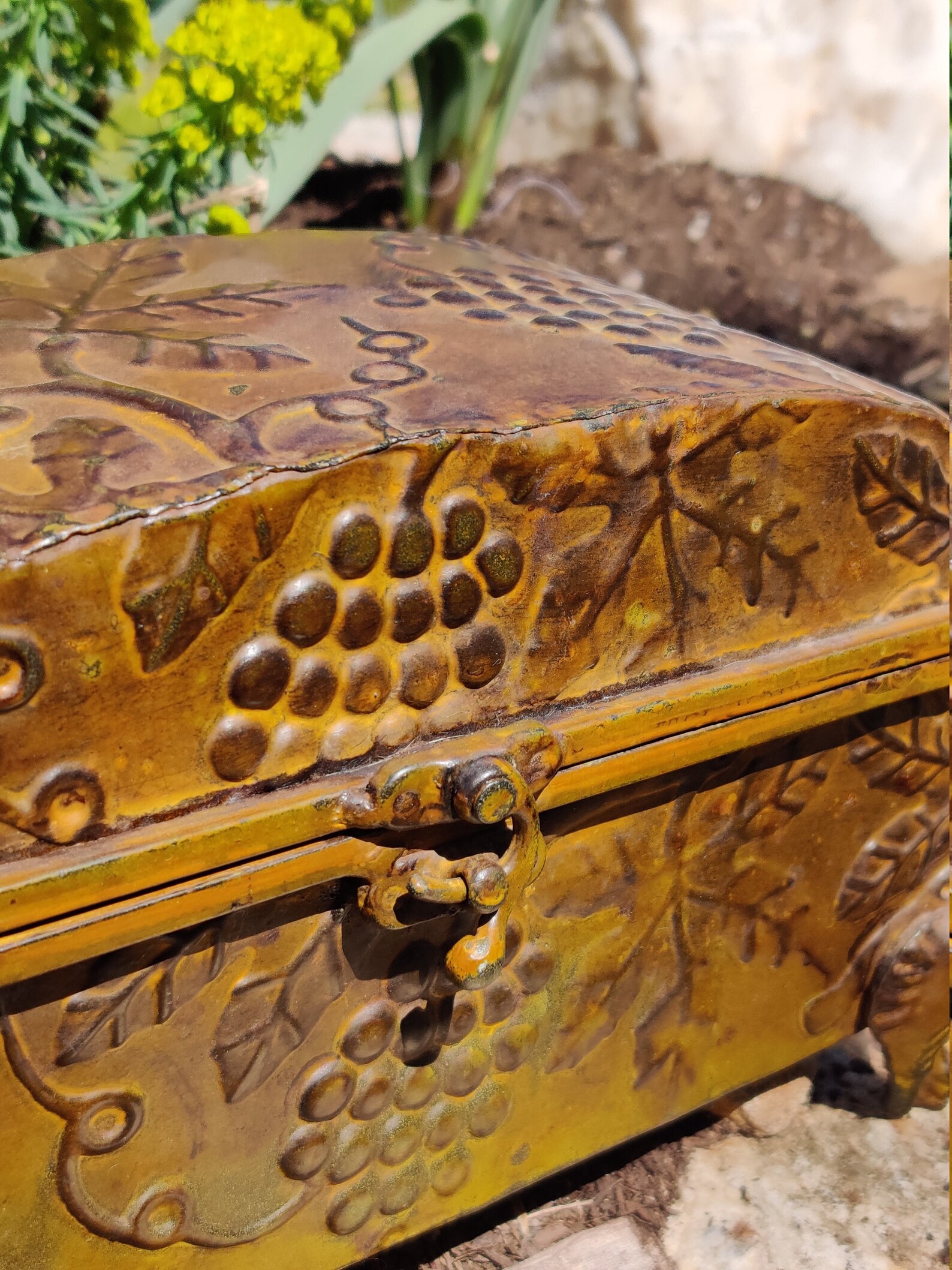 Vintage Heavy Solid Metal Grapes and Grape Vines Metal Trinket | Etsy