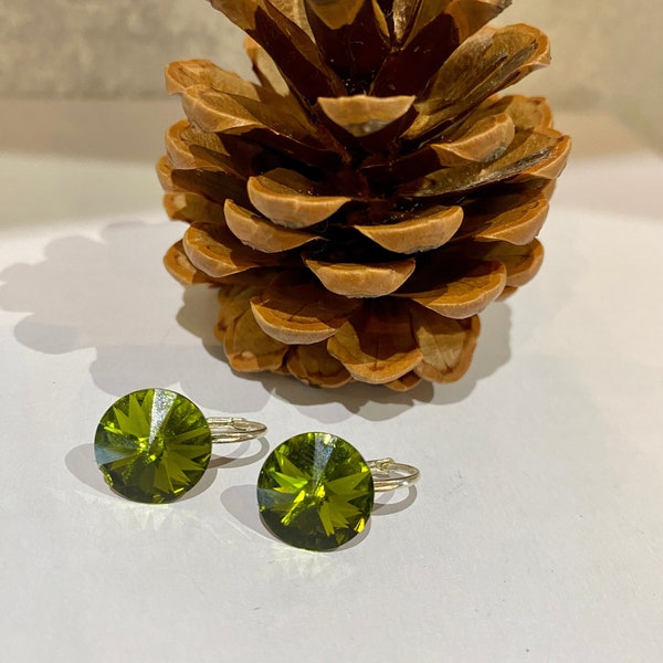 Pretty little khaki green earrings, quality costume jewelry