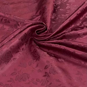 Burgunderroter Polyester-Jacquard-Satinstoff mit Blumenmuster, Meterware für Kleider, Hochzeiten, Heimdekoration, Kleidung, Kostüme, Kunsthandwerk, Blusen – Stil 316