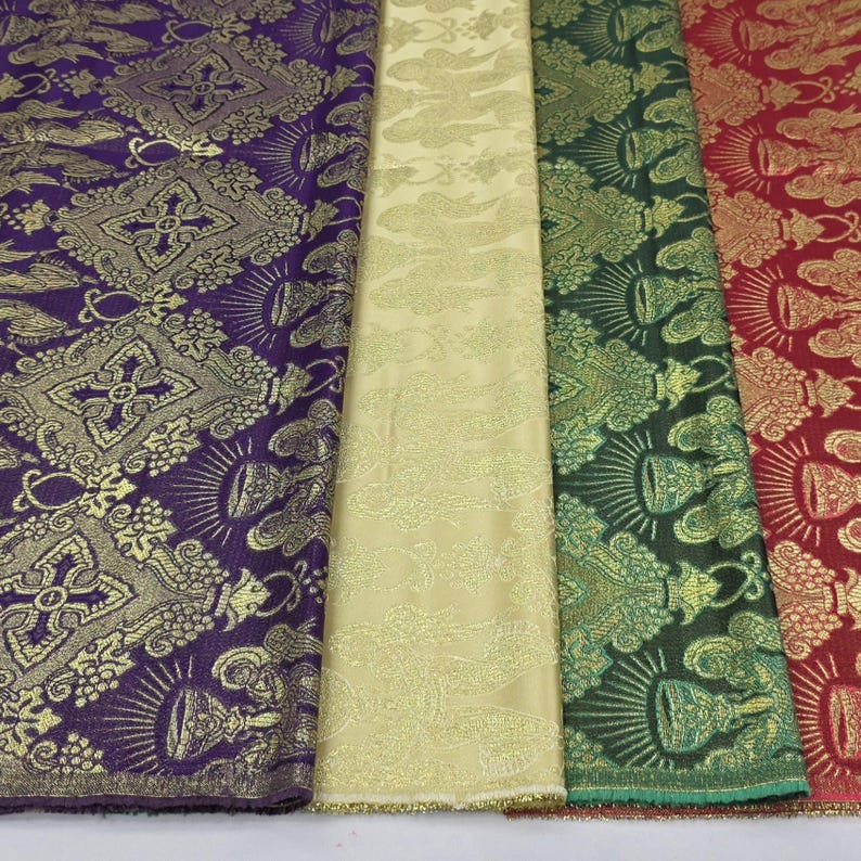 4 kleuren metallic liturgische brokaat jacquardstof per meter voor kerkdecoratie, kerkelijk religieus kruis, hostiebekers, tafelloper, STIJL 225 afbeelding 2
