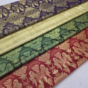 4 kleuren metallic liturgische brokaat jacquardstof per meter voor kerkdecoratie, kerkelijk religieus kruis, hostiebekers, tafelloper, STIJL 225 afbeelding 3