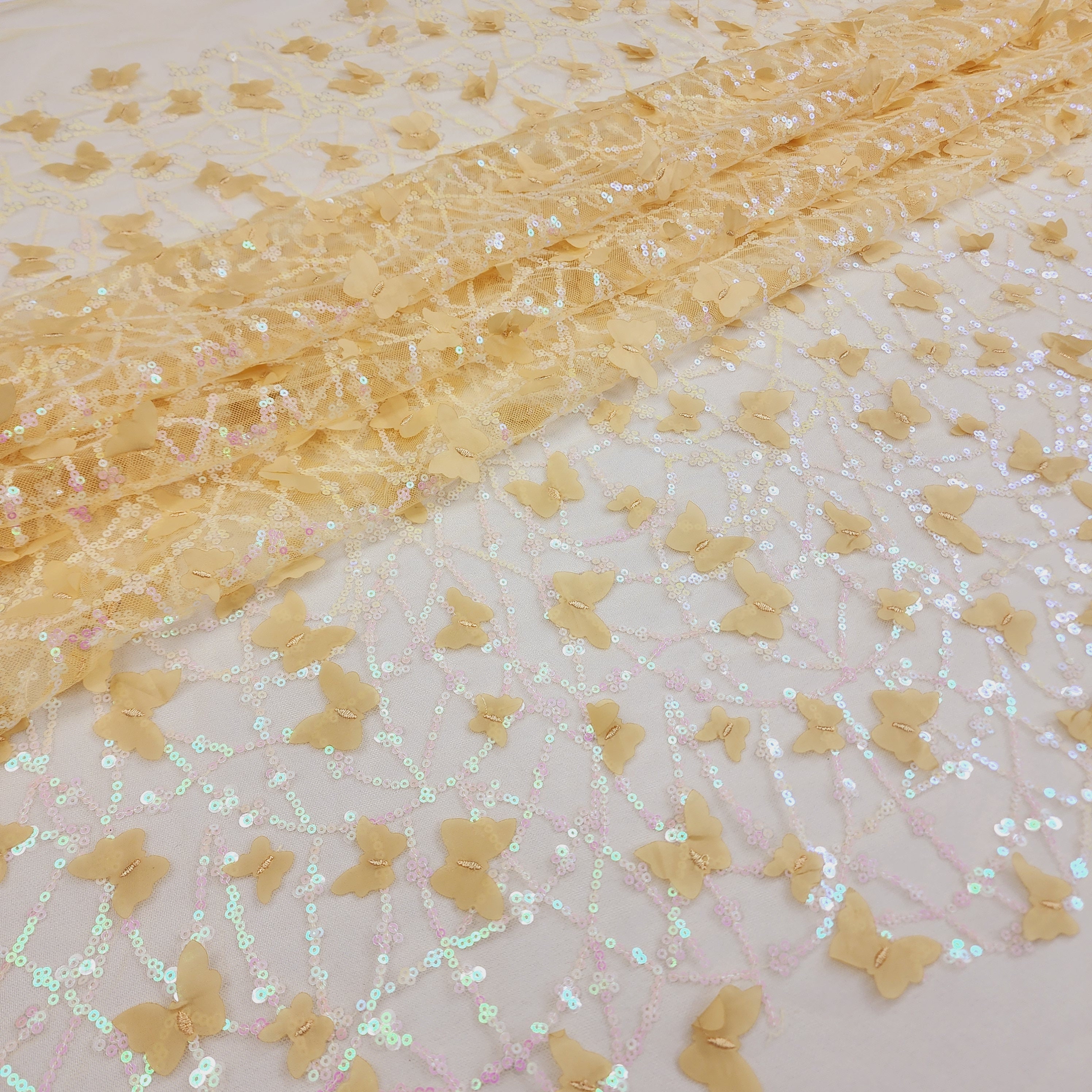 Iridescent Wedding Veil - Etsy display picture 1