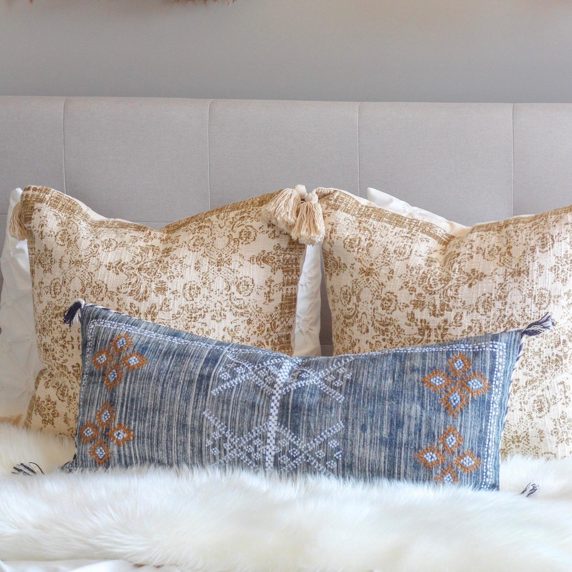 Long Lumbar Pillow Cover / Sabra Silk inspired pillow cover/  Scandi Boho / Neutral Decorative Pillow