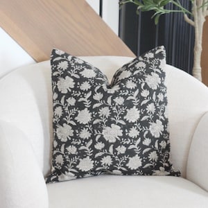 Floral Block Print Pillow Cover, Decorative Cushion Cover, Modern Farmhouse Designer Linen Pillow, Neutral Block Printed Throw Pillows