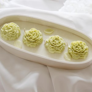 Floral Soy Candle in White Hydro-Stone Bowl: Lavender Scented