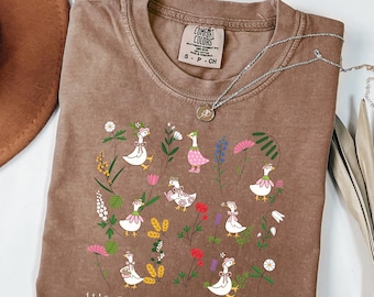 ヴィンテージ押し花シャツ コンフォートカラー ボヘミアン コテージコア Tシャツ ボタニカルフローラルTシャツ ワイルドフラワースウェットシャツ フェアリーコアギフト ガーデンラバー