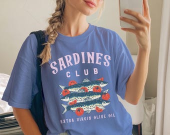 Camisa de sardinas Suéter de pescador Estética de sardinas Dinero antiguo Estampado de sardinas Estilo inspirado en el océano Estética de pescador Oceancore