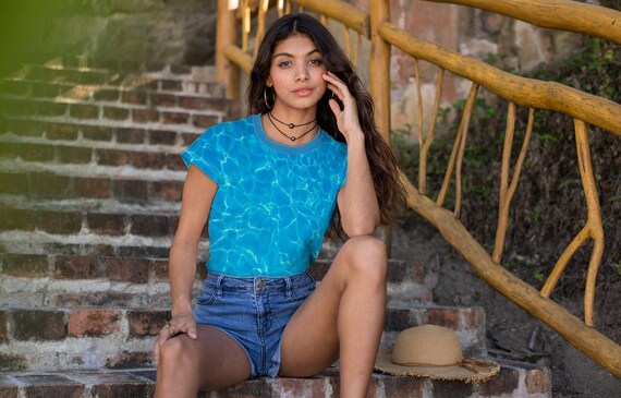 Swimming Pool Shirt, Water Pattern Shirt, Spring Outfit for Women, Summer T-shirt Design, Beach Wear