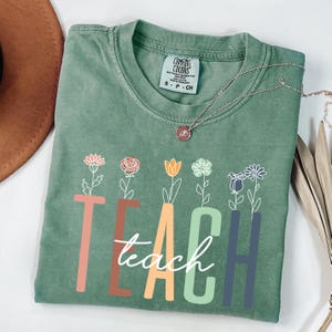 Comfort Colors Teach Shirt Teacher Appreciation Gifts New Teacher Gift for Teacher Retro Teach Tee Teacher Appreciation Kindergarten Shirt