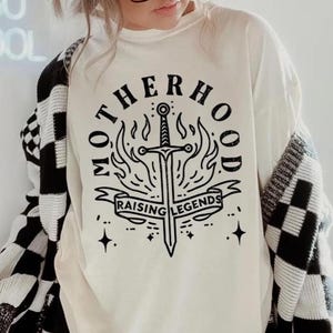 Mother Hood Shirt Comfort Colors Trendy Mama Tshirt Mom Life Tee Trendy Mom Shirt  Motherhood Tshirt Oversized Graphic Mom T-shirt
