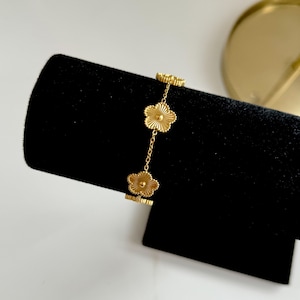 Bracelet à breloques fleur de trèfle, plaqué or, bijoux d'anniversaire/fête/tous les jours