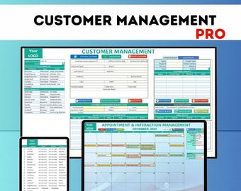 Può includere: Un sistema digitale di gestione dei clienti visualizzato su un laptop, un tablet e un monitor. Gli schermi mostrano moduli di inserimento dati e un calendario per la gestione degli appuntamenti e delle interazioni. Il testo "CUSTOMER MANAGEMENT PRO" è in alto.