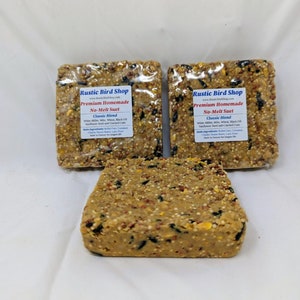 Premium Homemade No-Melt Suet - Classic Blend - 4 pack - Handmade in the USA