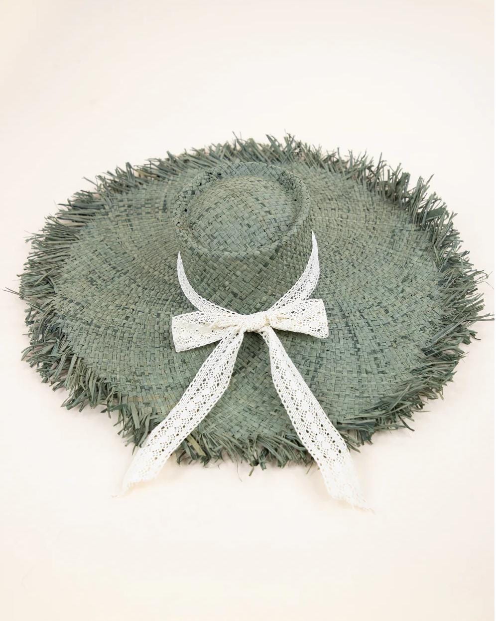 Olive Green Raffia Sun Hat: Frayed Wide Brim With Lace  display picture 2