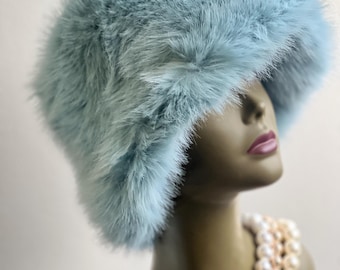 Ice Blue Faux Fur Hat With Cosy Polar Fleece Lining-blue Fur  display picture 3
