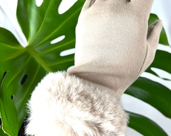 Beige Touchscreen Gloves with Faux Fur Cuff