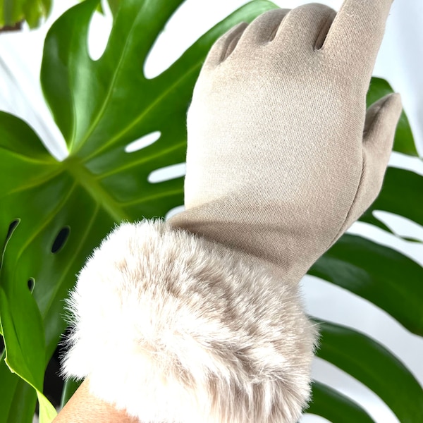 Beige Fur Gloves Warm Gloves Faux Fur Cuff Finger Gloves With Touch Screen Function Freely Using Iphone Ipad Hand Wear Warm Gloves