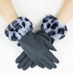 Gray Leopard Faux Fur Touch Screen Gloves - iPhone iPad Compatible - Warm Handwear