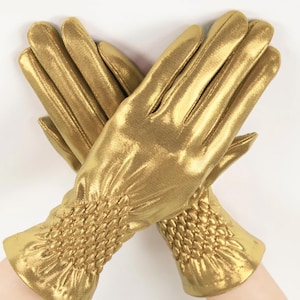 GOLD Metallic Glam Party Gloves  Shimmering Ruched Wrist Detail Eye-Catching Gloves with Glossy Finish Elegant Ruched Wrist Details