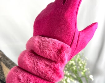 Fuchsia Pink Faux Fur Cuff Gloves: Touch Screen Winter Gloves