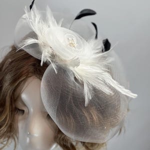 White Fascinator Hat Perfect for Derby Days Wedding Fascinator Church Fascinator Tea Hat  Tea Hat Fascinator Wedding Hat Church Hat