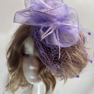 Lavender Fascinator: Elegant Feather Headpiece for Derby & Tea Party