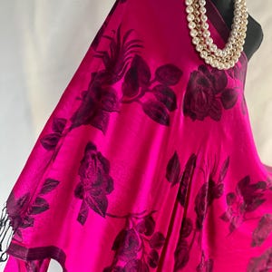 Fuchsia Pink Rose Pashmina Scarf: Reversible Paisley Shawl with Fringe