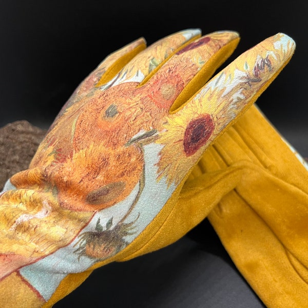 SUNFLOWER by Van Gogh gloves. Van Gogh gloves. Art lover winter gloves. Sunflowers felt gloves