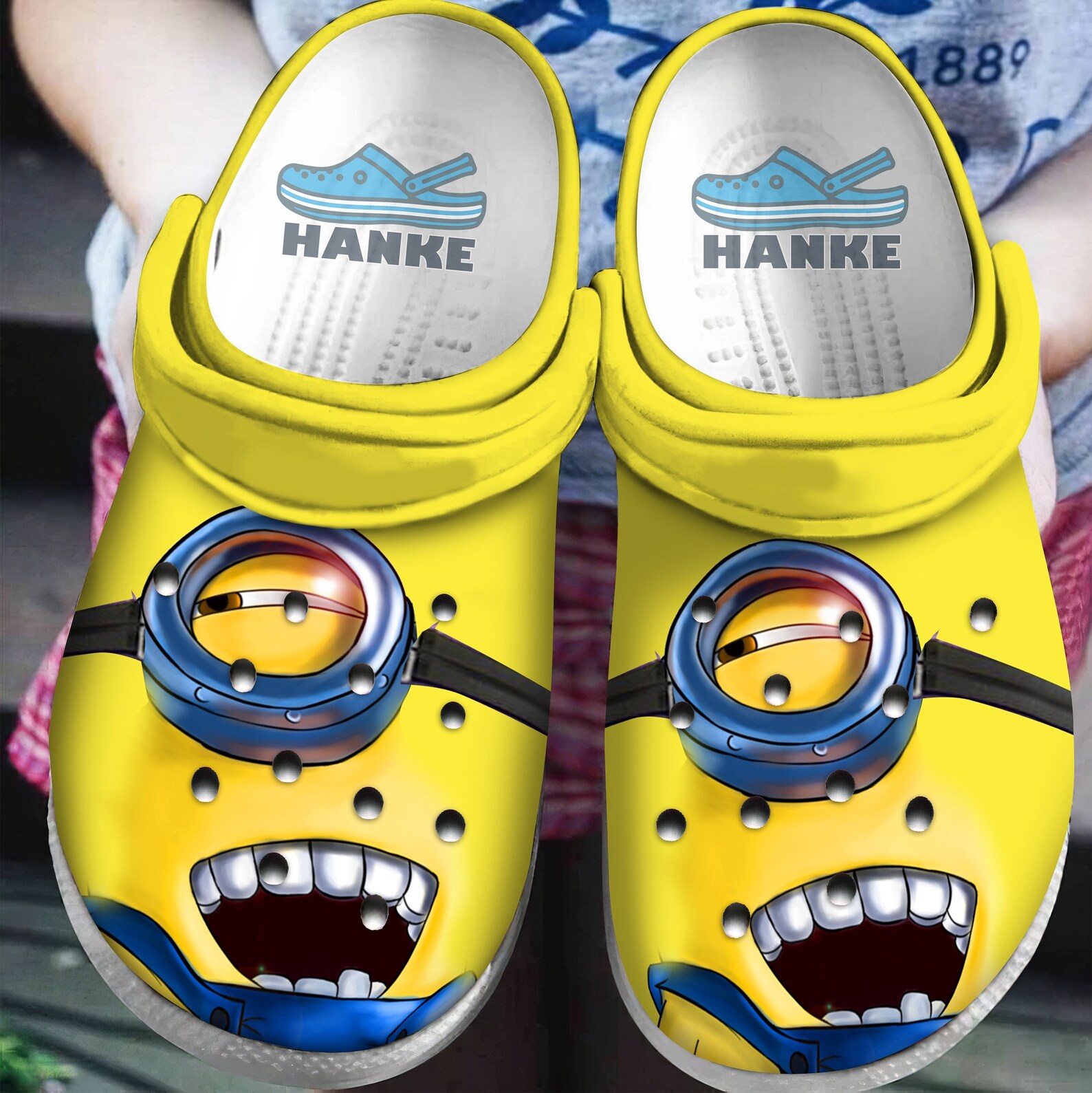 minion crocs mens minion crocs mens