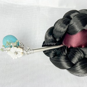 Turquoise Handcrafted Korean Binyeo &quot;grapes&quot; | Traditional Hairpin with Turquoise Stone | Elegant Korean Hair Accessory
