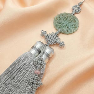Jade Norigae – Elegant Korean Traditional Hanbok Ornament Silk Gray